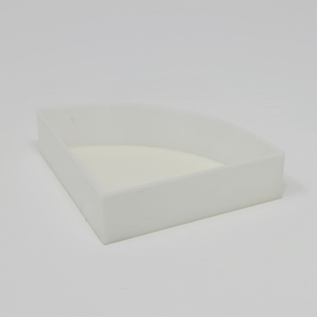 Corner Feeding Dish